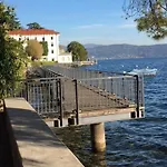 Agora Oda ve Kahvaltı 4*
