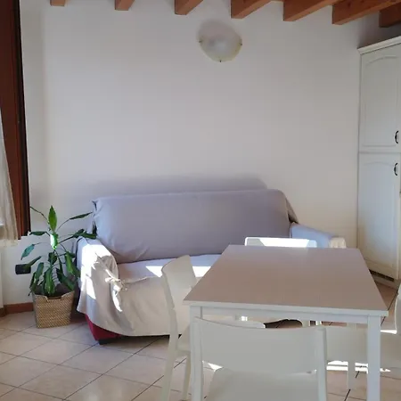 Agora' Gardone Riviera