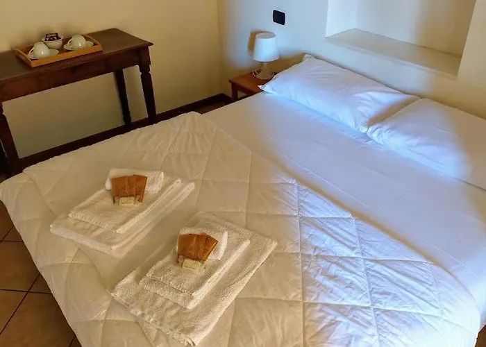 לינה וארוחת בוקר Agora Suite